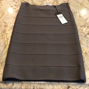 Bcbg skirt “Leger”